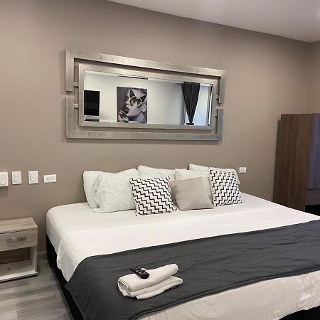 Aparta Estudio En El Edificio Bahia 79 Apartasuites Cartagena Luaran gambar